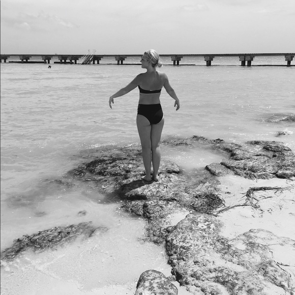 • Meet your gal / Questions • - Picture 7 of 8